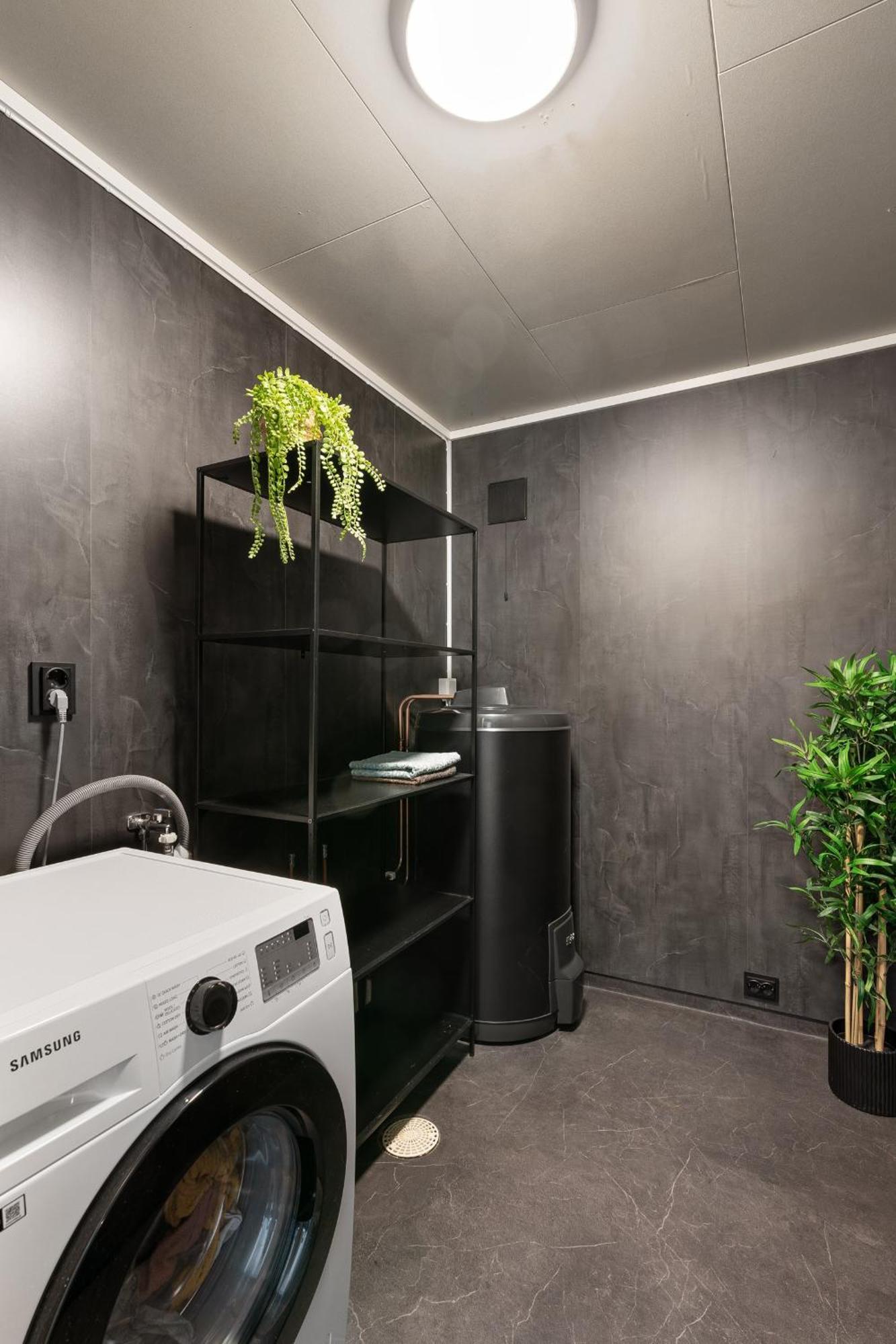 Central And Newly Renovated Apartment For Rent Тромсе Екстер'єр фото